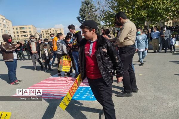 مراسم گرامیداشت روز دانش‌آموز در ملارد