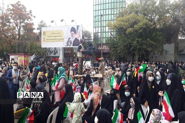 بزرگداشت روز دانش‌آموز در بجنورد