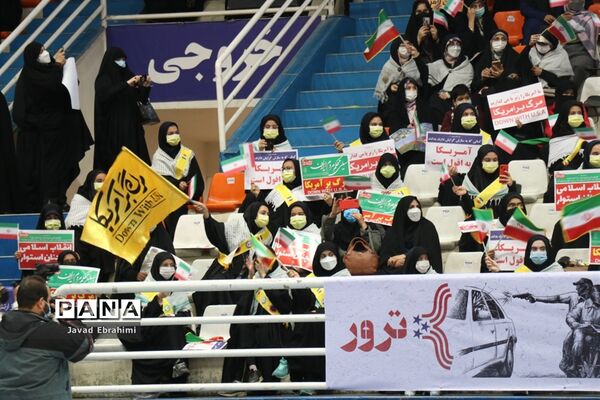 اجتماع دانش‌آموزان مشهد به مناسبت یوم الله 13 آبان ماه