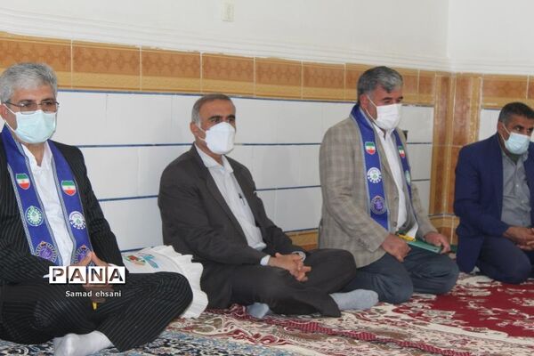 دیدار رئیس سازمان دانش‌آموزی کهگیلویه و بویراحمد با خانواده شهدای دانش‌آموز دهدشت