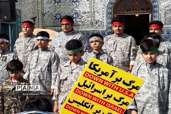 حماسه دانش‌آموزان  پیشوا در روز ۱۳ آبان