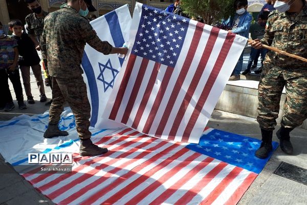 حماسه دانش‌آموزان  پیشوا در روز ۱۳ آبان