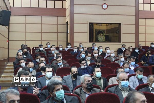 نشست صمیمی با رییس کمیسیون برنامه و بودجه مجلس به مناسبت ۱۳ آبان  در محمودآباد
