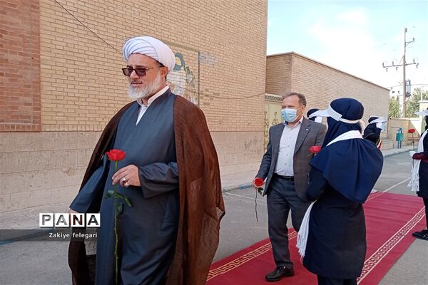 روز دانش‌آموز و یوم الله ۱۳ آبان در ناحیه دو بهارستان