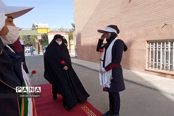 روز دانش‌آموز و یوم الله ۱۳ آبان در ناحیه دو بهارستان