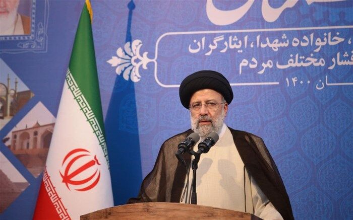 استقلال اقتصادی در مقابل بیگانگان ضروری است
