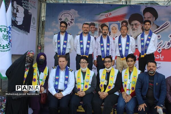 بصیرت دانش‌آموزی، ناتوانی استکبار