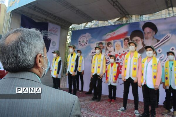 بصیرت دانش‌آموزی، ناتوانی استکبار