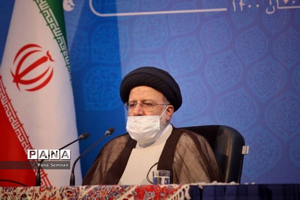 دیدار رئیس جمهور با نخبگان، علما و جمعی از اقشار مختلف مردم سمنان