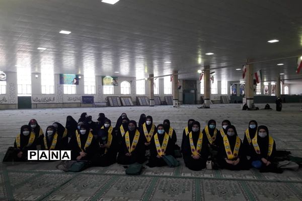 حضور تشکل‌ها و انجمن‌های دانش‌آموزی سیستان و بلوچستان در نماز جمعه زاهدان