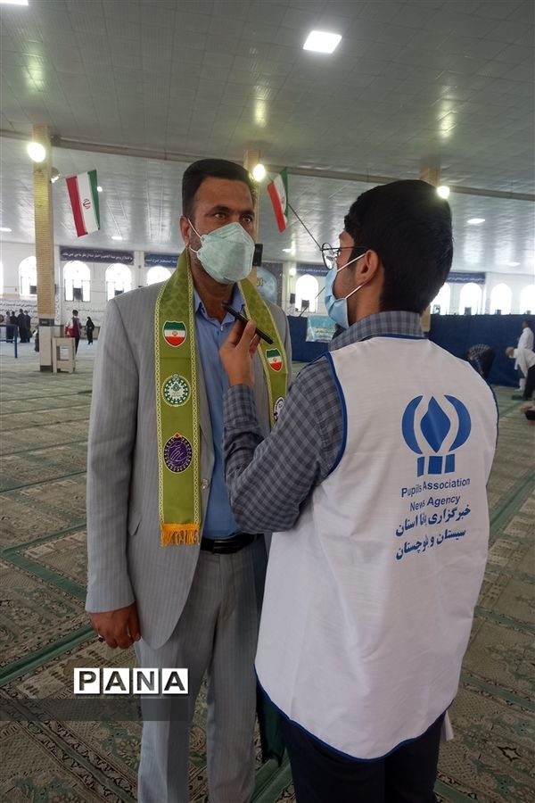 حضور تشکل‌ها و انجمن‌های دانش‌آموزی سیستان و بلوچستان در نماز جمعه زاهدان