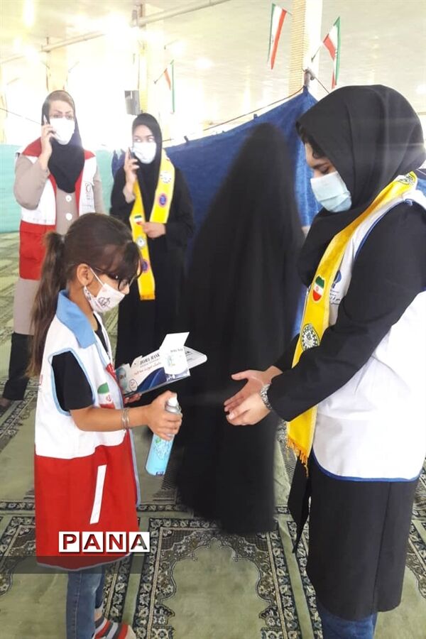 حضور تشکل‌ها و انجمن‌های دانش‌آموزی سیستان و بلوچستان در نماز جمعه زاهدان