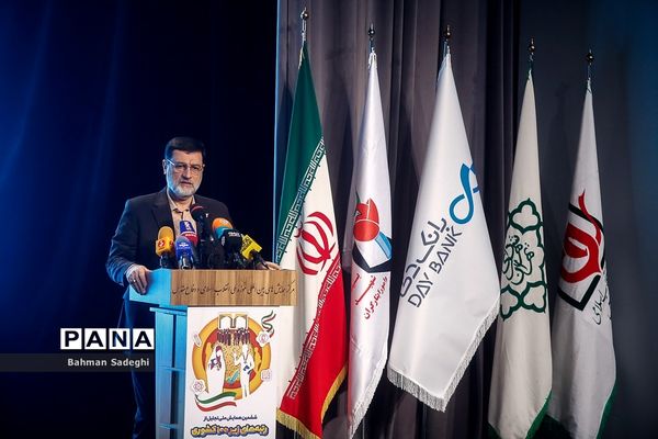 ششمین همایش ملی تجلیل از رتبه های کنکور زیر 100 شاهد و ایثارگر