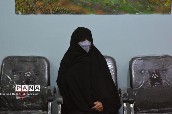 مراسم تقدیر از منتخبان مسابقات قرآن عترت و نماز سال قبل در مکان دارالقرآن ناحیه یک مشهد مقدس