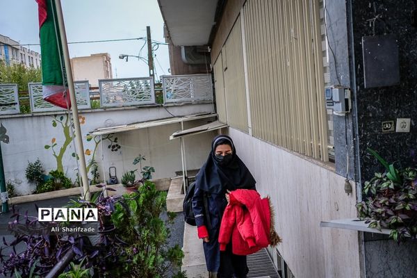 بازگشایی مدارس زیر سایه کرونا