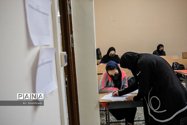 بازگشایی مدارس زیر سایه کرونا