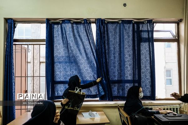 بازگشایی مدارس زیر سایه کرونا