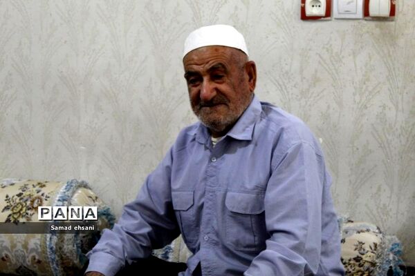 دیدار رئیس سازمان دانش‌آموزی کهگیلویه و بویراحمد با خانواده دانش‌آموز شهید «حسین تقی نژاد»