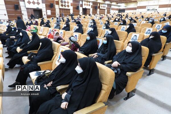 همایش ضد استعماری زنان حماسه‌ساز استان بوشهر