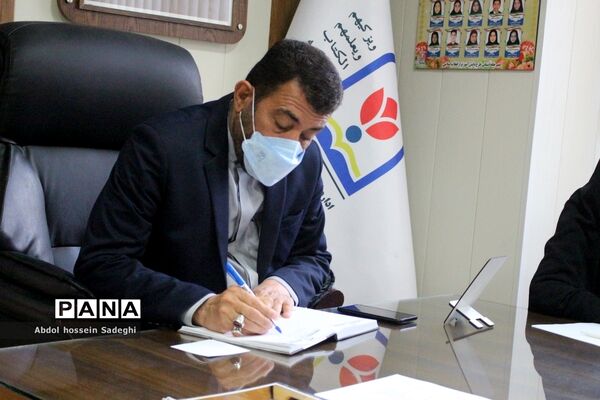 جلسه هم‌اندیشی طرح دانش‌آموز تراز انقلاب اسلامی آموزش و پرورش استان بوشهر