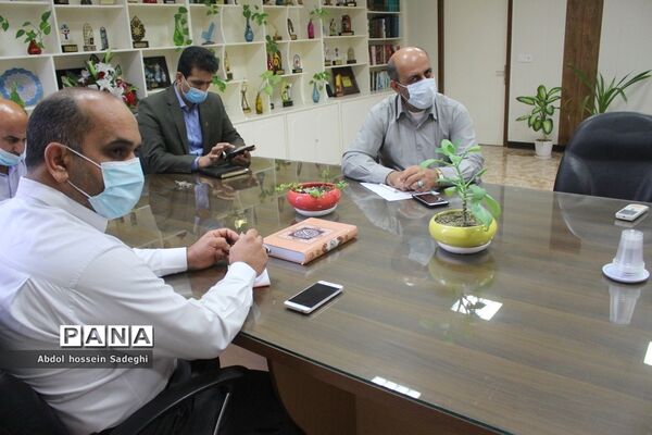 جلسه هم‌اندیشی طرح دانش‌آموز تراز انقلاب اسلامی آموزش و پرورش استان بوشهر