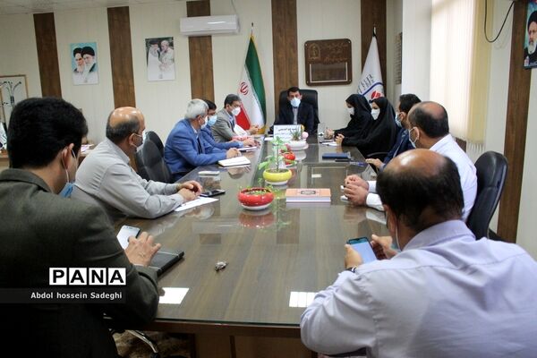جلسه هم‌اندیشی طرح دانش‌آموز تراز انقلاب اسلامی آموزش و پرورش استان بوشهر