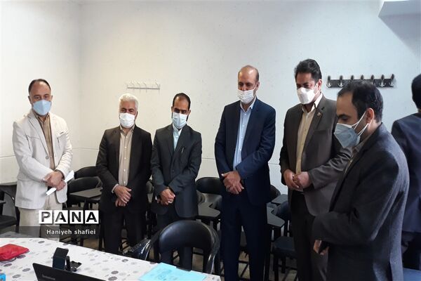 برگزاری مسابقات بازی‌های فکری سرگرمی رویش به صورت آنلاین در  در دبیرستان شهید صالحی شیراز