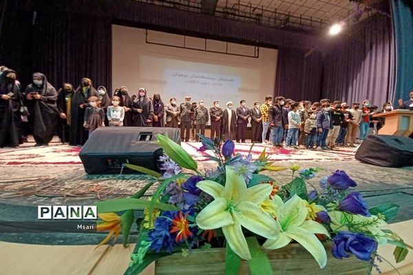 همایش پیشگامان گام دوم انقلاب در شهرستان شاهین شهر