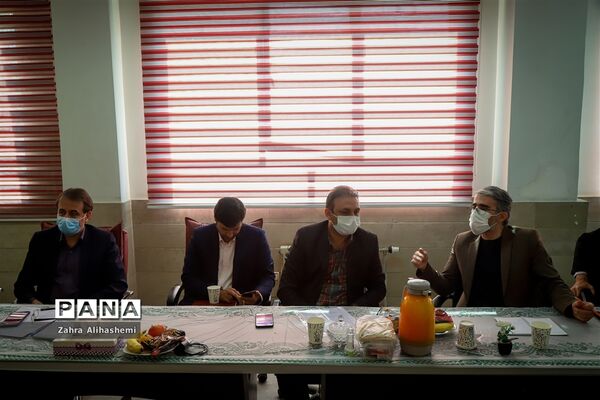 نشست شورای پرورشی منطقه 18 تهران