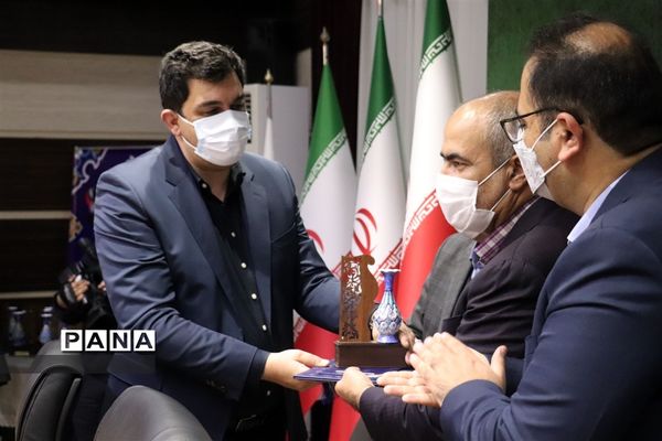 جشن ملی خیرین مدرسه‌ساز کشور