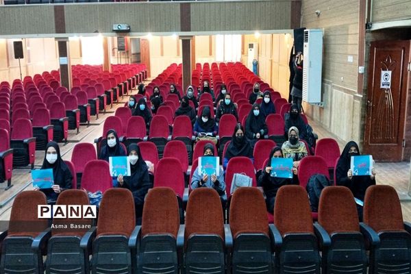 همایش یاریگران زندگی برای پیشگیری از آسیب‌های اجتماعی