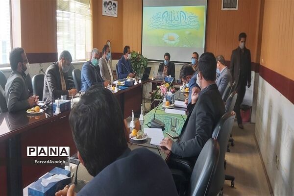 جلسه هم اندیشی موسسان مراکز غیر دولتی  کاشمر