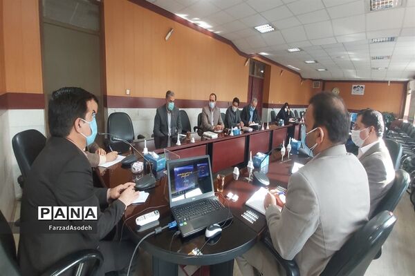 جلسه هم اندیشی موسسان مراکز غیر دولتی  کاشمر