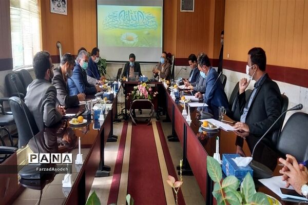 جلسه هم اندیشی موسسان مراکز غیر دولتی  کاشمر