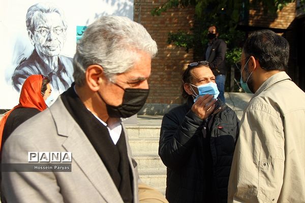 مراسم بدرقه پیکر زنده‌یاد کامبیز درم‌بخش