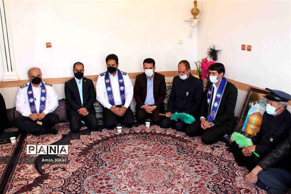 تقدیر مدیر سازمان دانش‌آموزی استان فارس از خانواده دانش آموز پیشتاز مرحومه مهسا هاشمی بالاشهری