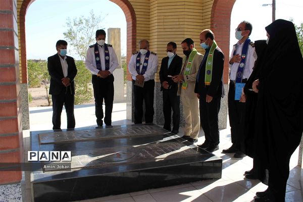 نشست تبیین بازمهندسی تشکیلات پیشتازان ویژه مدیران شهرستان زرین دشت