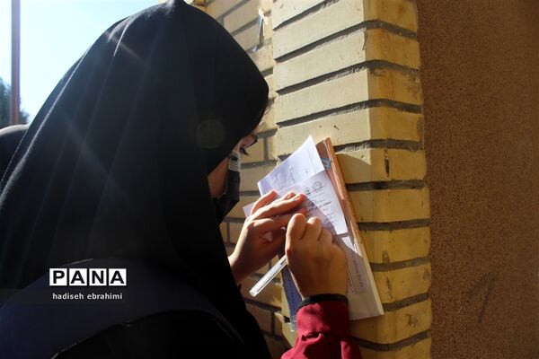 انتخابات شورای دانش‌آموزی در دبیرستان یاران امام گلوگاه
