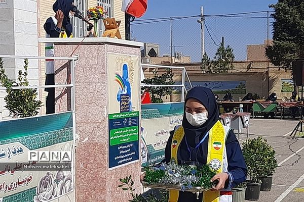 انتخابات شوراهای دانش‌آموزی در دبیرستان فاطمه الزهرا یزد