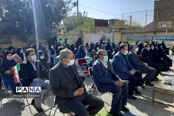 انتخابات شوراهای دانش‌آموزی در دبیرستان فاطمه الزهرا یزد