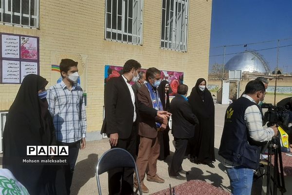 انتخابات شوراهای دانش‌آموزی در دبیرستان فاطمه الزهرا یزد