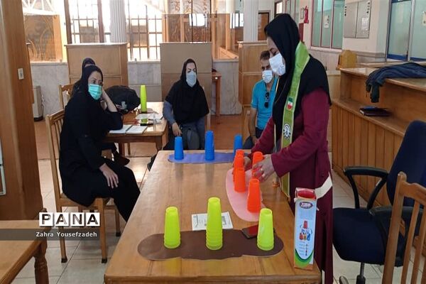برگزاری دوره آموزشی مربیگری و داوری بازی‌های فکری در فارس