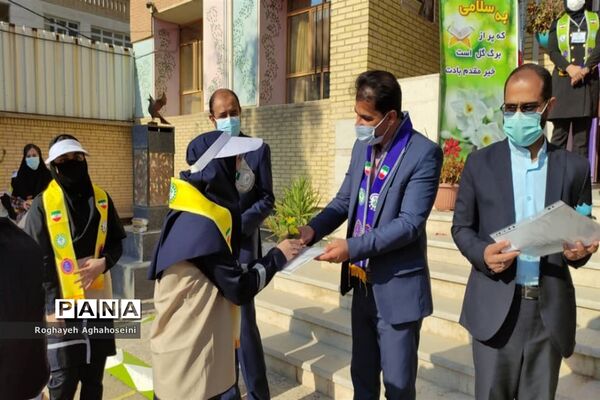 برگزاری مرحله آموزشگاهی المپیاد بازی‌های فکری سرگرمی رویش در شیراز