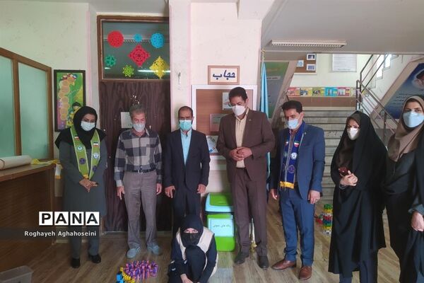برگزاری مرحله آموزشگاهی المپیاد بازی‌های فکری سرگرمی رویش در شیراز
