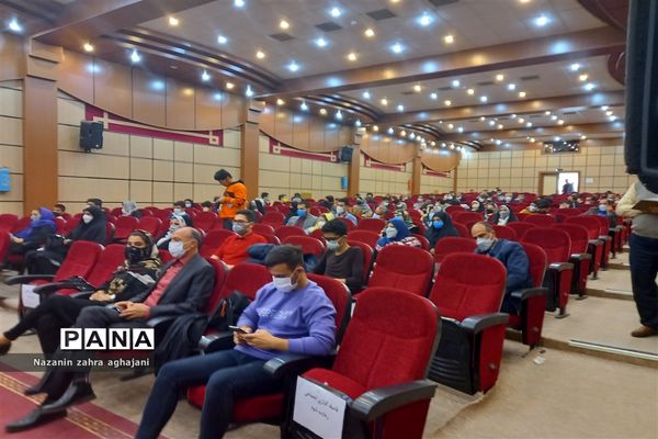 مراسم تقدیر از رتبه‌های برتر کنکور در رباط کریم