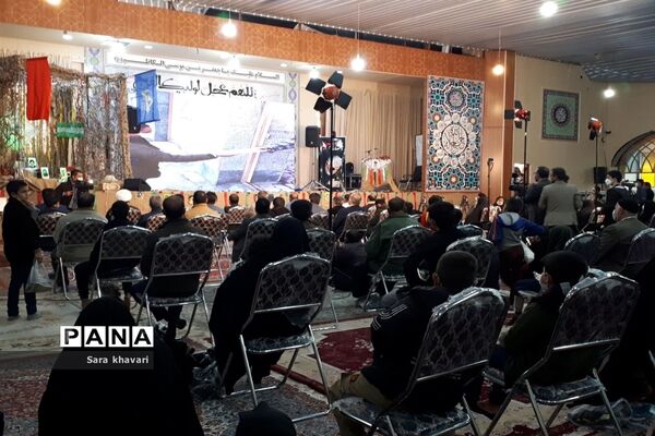 تجلیل از خانواده شهدای دانش‌آموز شهرستان پیشوا
