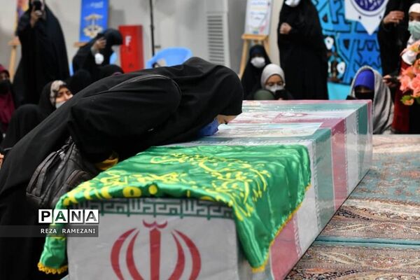 وداع با پیکر شهید فاطمه اسدی در حرم حضرت معصومه و مسجد جمکران