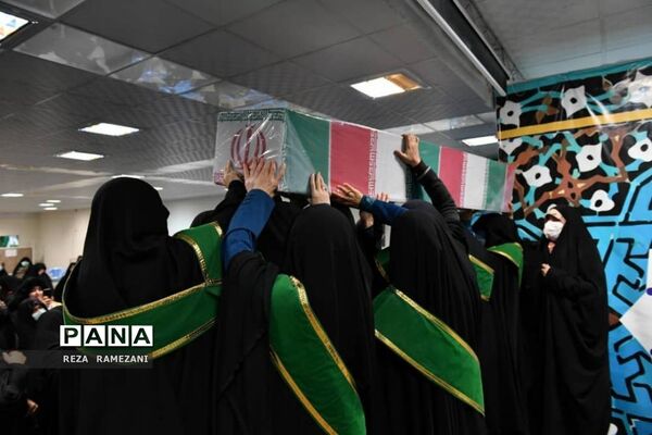 وداع با پیکر شهید فاطمه اسدی در حرم حضرت معصومه و مسجد جمکران