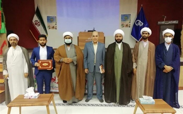 فعالان و مسئولان انجمن اسلامی دانش‌آموزان شهرستان بندرلنگه تجلیل شدند