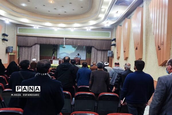 کارگاه توانمندسازی معاونان  پرورشی مدارس ناحیه یک قم